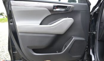 TOYOTA Highlander | 4×4 (doł. automatycznie) | Automatyczna | 248 KM | Czarny full
