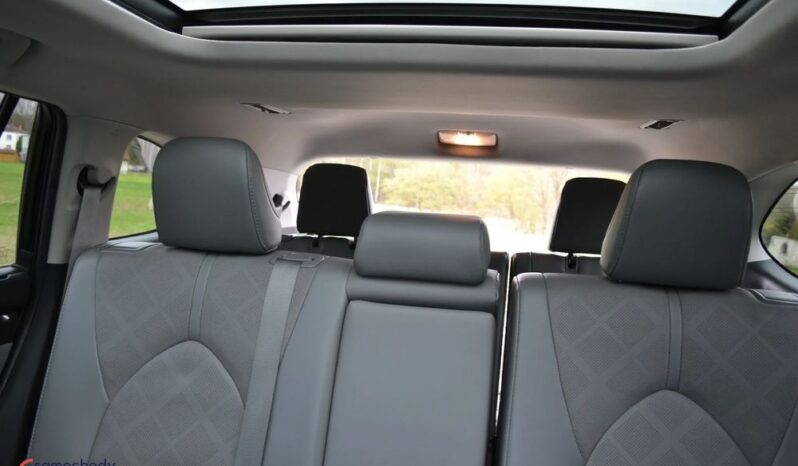 TOYOTA Highlander | 4×4 (doł. automatycznie) | Automatyczna | 248 KM | Czarny full