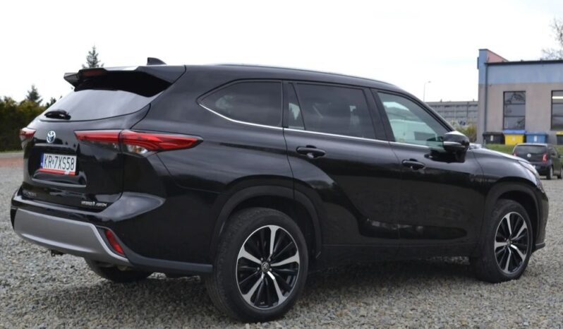 TOYOTA Highlander | 4×4 (doł. automatycznie) | Automatyczna | 248 KM | Czarny full