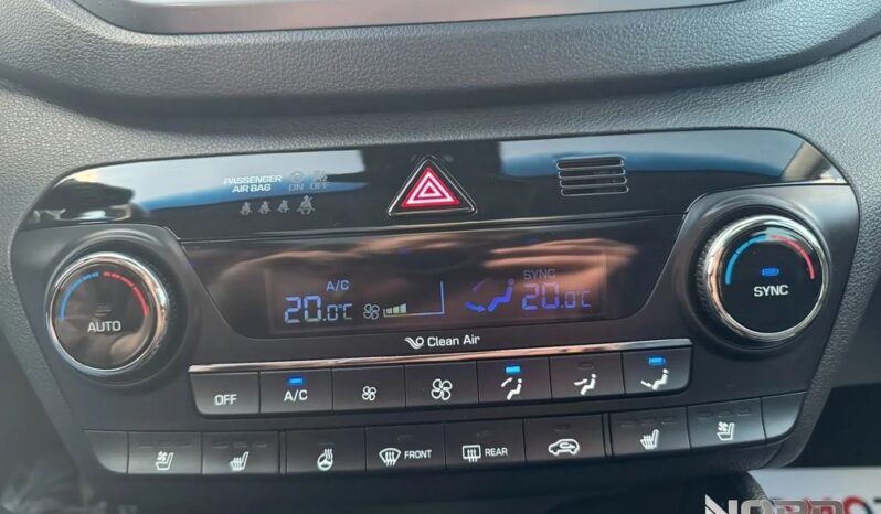 HYUNDAI Tucson  | FWD (przód) | Manualna | 141 KM | Niebieski full