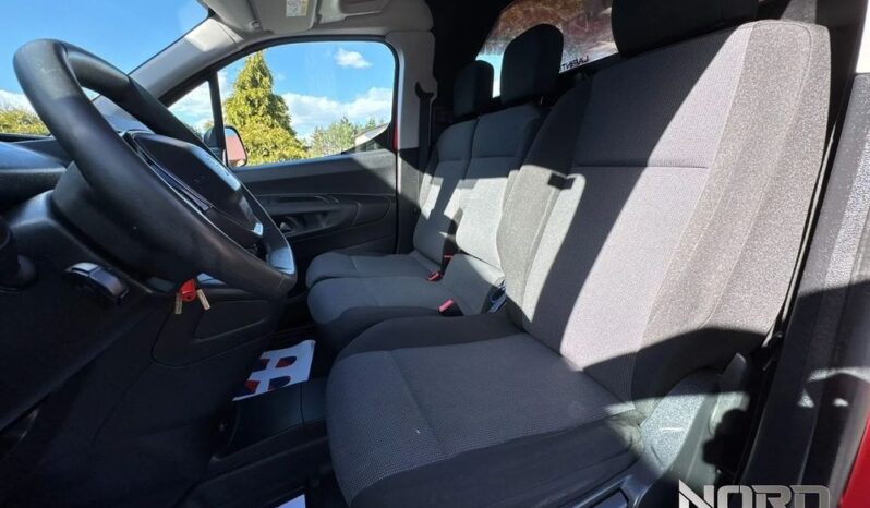 PEUGEOT Partner  | 4×4 (doł. ręcznie) | Manualna | 131 KM | Czerwony full