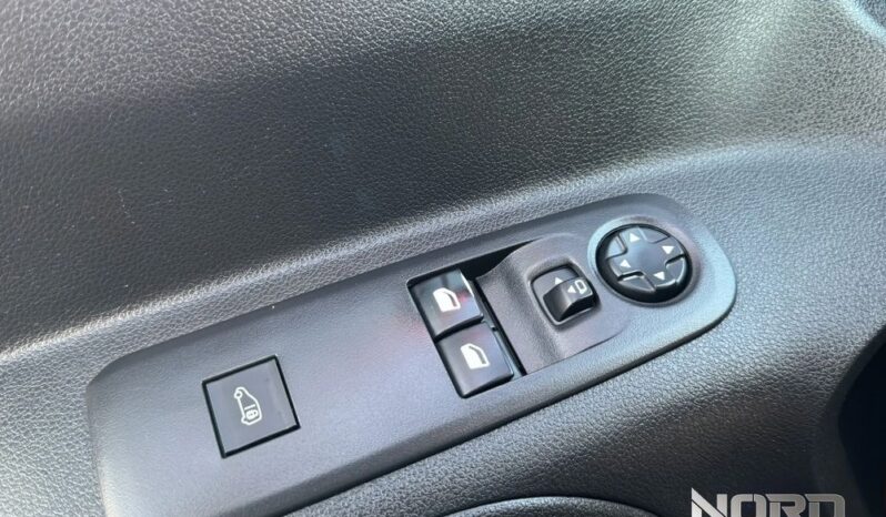 PEUGEOT Partner  | 4×4 (doł. ręcznie) | Manualna | 131 KM | Czerwony full