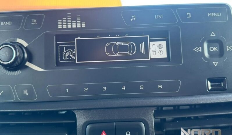 PEUGEOT Partner  | 4×4 (doł. ręcznie) | Manualna | 131 KM | Czerwony full