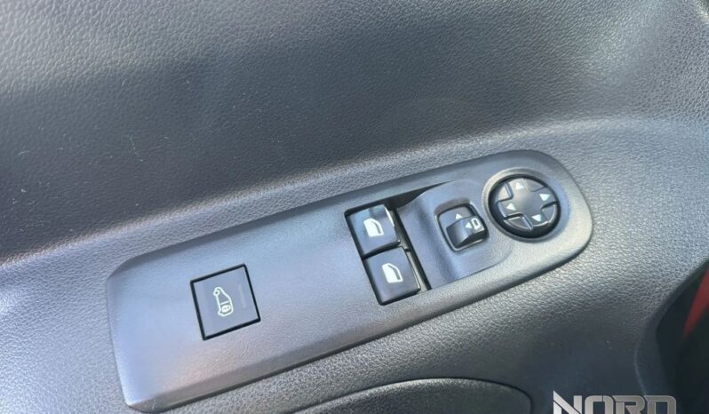 PEUGEOT Partner  | 4×4 (doł. ręcznie) | Manualna | 131 KM | Czerwony full