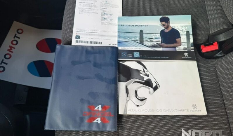 PEUGEOT Partner  | 4×4 (doł. ręcznie) | Manualna | 131 KM | Czerwony full