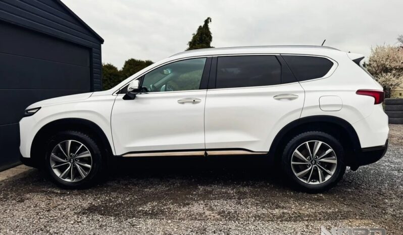 HYUNDAI Santa Fe | 4×4 (doł. automatycznie) | Automatyczna | 185 KM | Biały full