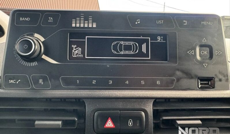 PEUGEOT Partner  | 4×4 (doł. ręcznie) | Manualna | 131 KM | Czerwony full