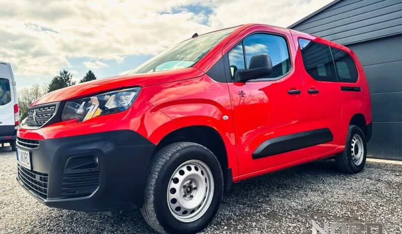 PEUGEOT Partner  | 4×4 (doł. ręcznie) | Manualna | 131 KM | Czerwony full