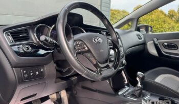 KIA Ceed  | FWD (przód) | Manualna | 120 KM | Czarny full