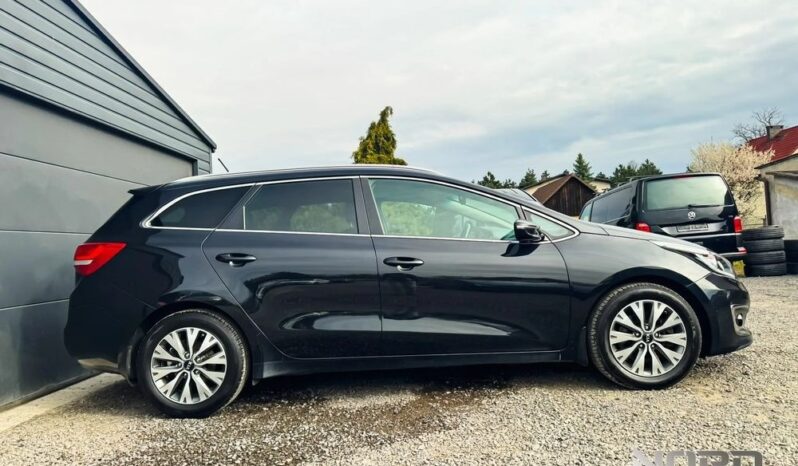KIA Ceed  | FWD (przód) | Manualna | 120 KM | Czarny full