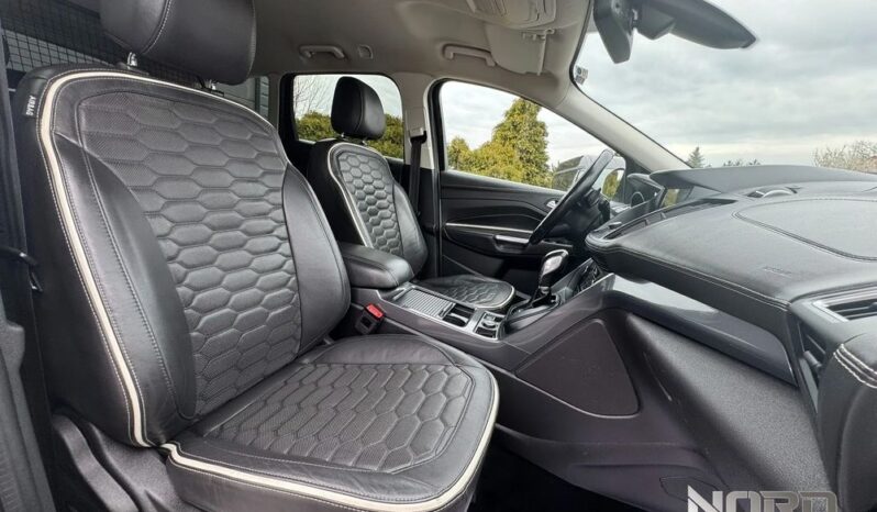 FORD Kuga  | 4×4 (stały) | Automatyczna | 150 KM | Biały full