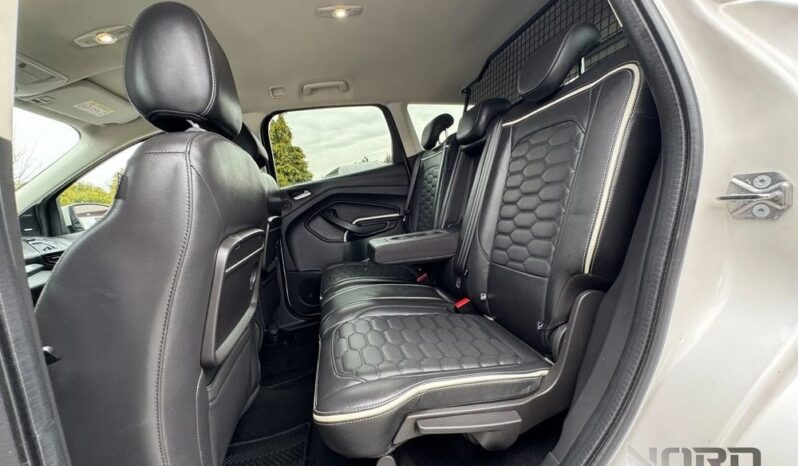 FORD Kuga  | 4×4 (stały) | Automatyczna | 150 KM | Biały full