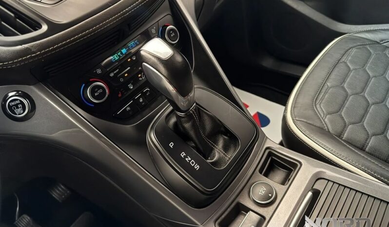 FORD Kuga  | 4×4 (stały) | Automatyczna | 150 KM | Biały full