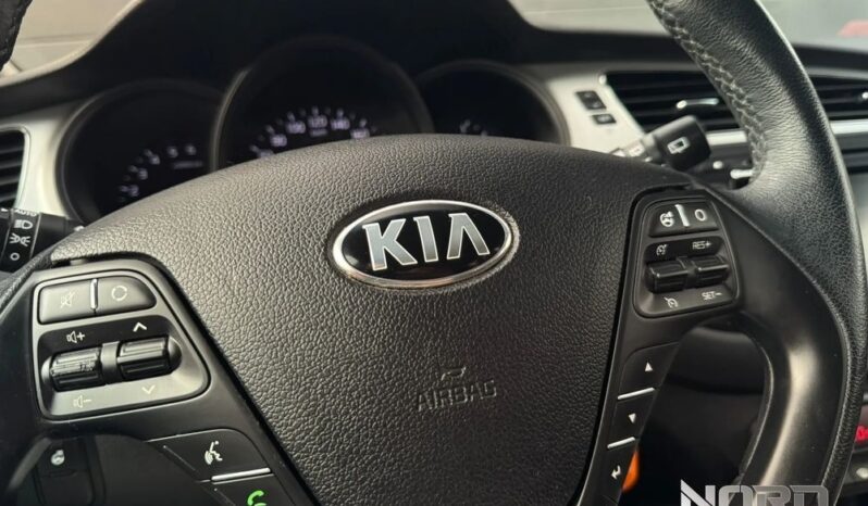 KIA Ceed  | FWD (przód) | Manualna | 110 KM | Czarny full