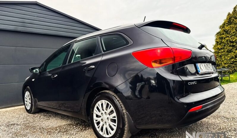 KIA Ceed  | FWD (przód) | Manualna | 110 KM | Czarny full