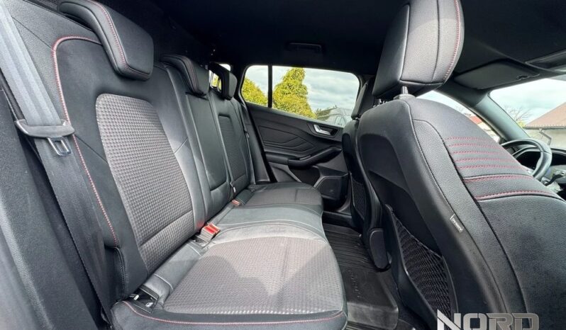 FORD Focus  | FWD (przód) | Automatyczna | 120 KM | Biały full