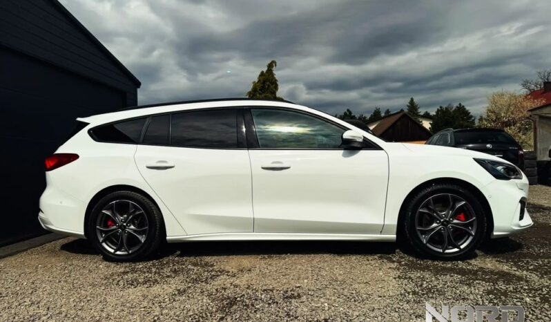 FORD Focus  | FWD (przód) | Automatyczna | 120 KM | Biały full