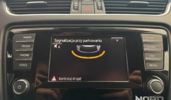 SKODA Octavia  | 4×4 (stały) | Manualna | 150 KM | Srebrny full