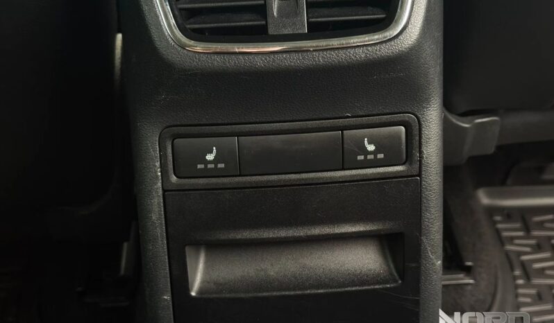 SKODA Octavia  | 4×4 (stały) | Manualna | 150 KM | Srebrny full