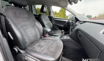 SKODA Octavia  | 4×4 (stały) | Manualna | 150 KM | Srebrny full