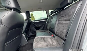 SKODA Octavia  | 4×4 (stały) | Manualna | 150 KM | Srebrny full