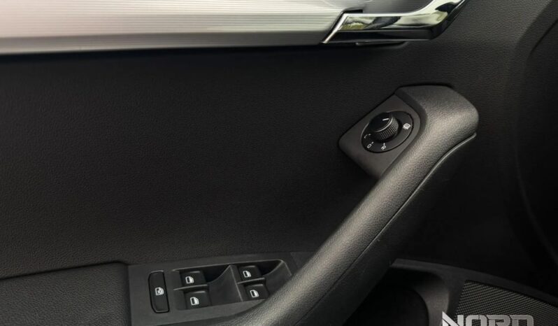 SKODA Octavia  | 4×4 (stały) | Manualna | 150 KM | Srebrny full