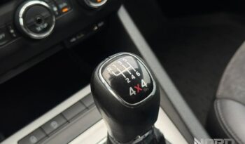SKODA Octavia  | 4×4 (stały) | Manualna | 150 KM | Srebrny full