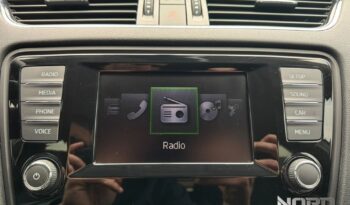 SKODA Octavia  | 4×4 (stały) | Manualna | 150 KM | Srebrny full