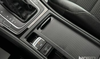 VOLKSWAGEN Golf  | FWD (przód) | Automatyczna | 140 KM | Czarny full