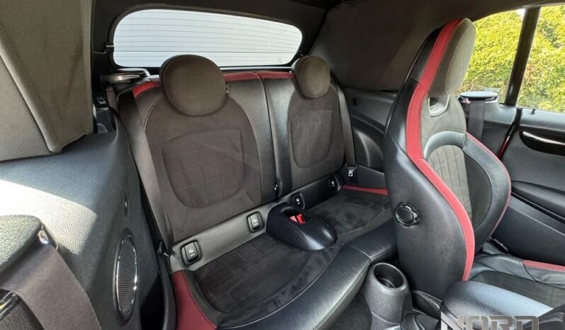 Mini Cooper S | FWD (przód) | Automatyczna | 231 KM | Czerwony full