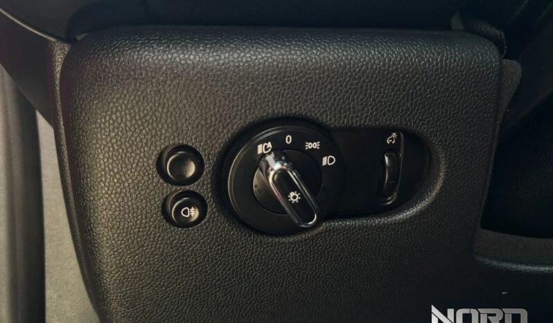 Mini Cooper S | FWD (przód) | Automatyczna | 231 KM | Czerwony full