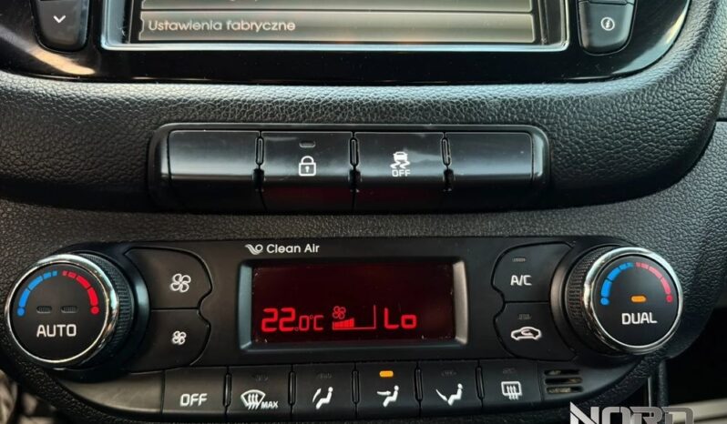 KIA Ceed  | FWD (przód) | Manualna | 135 KM | Beżowy full