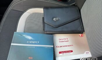 KIA Ceed  | FWD (przód) | Manualna | 135 KM | Beżowy full