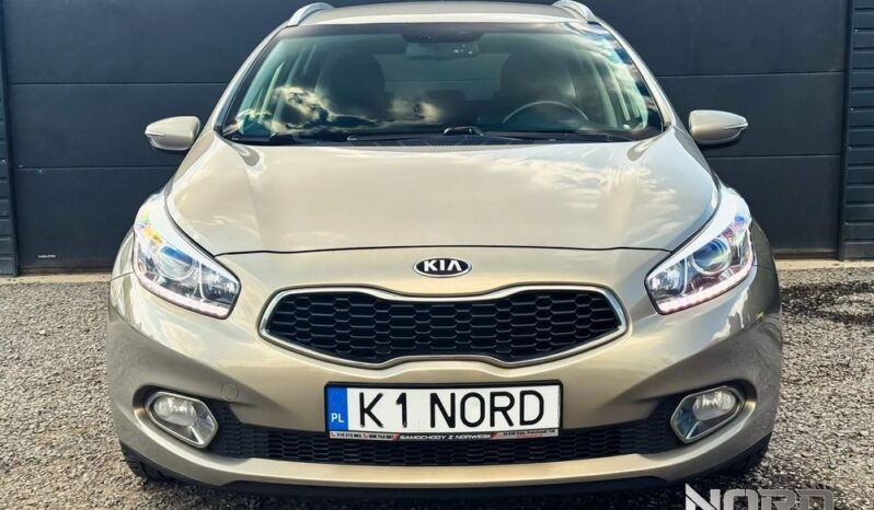 KIA Ceed  | FWD (przód) | Manualna | 135 KM | Beżowy full