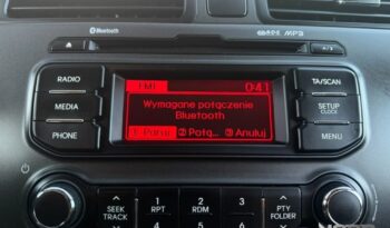 KIA Rio  | FWD (przód) | Manualna | 85 KM | Srebrny full