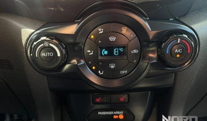 FORD EcoSport  | FWD (przód) | Manualna | 140 KM | Biały full