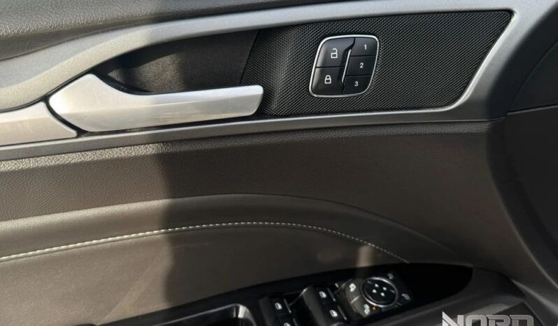 FORD Mondeo  | 4×4 (stały) | Automatyczna | 180 KM | Srebrny full