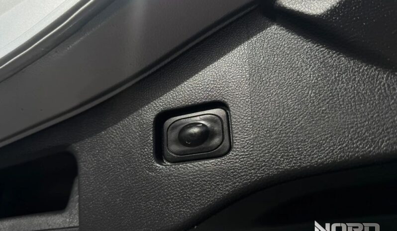 FORD Mondeo  | 4×4 (stały) | Automatyczna | 180 KM | Srebrny full