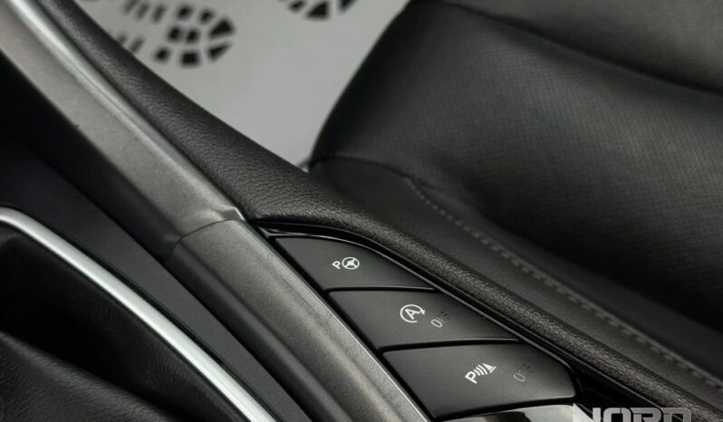 FORD Mondeo  | 4×4 (stały) | Automatyczna | 180 KM | Srebrny full