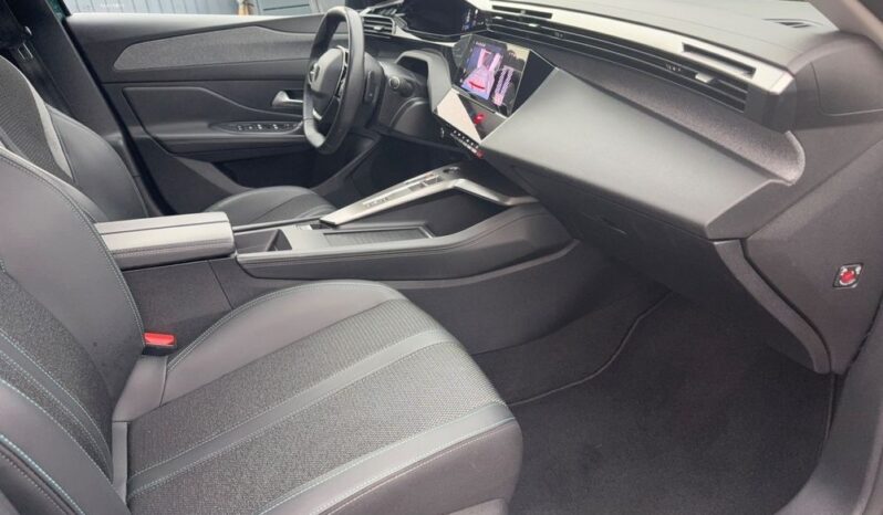 PEUGEOT 308  | FWD (przód) | Automatyczna | 131 KM | Zielony full