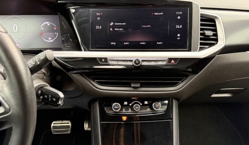 OPEL Grandland X | FWD (przód) | Automatyczna | 130 KM | Czarny full