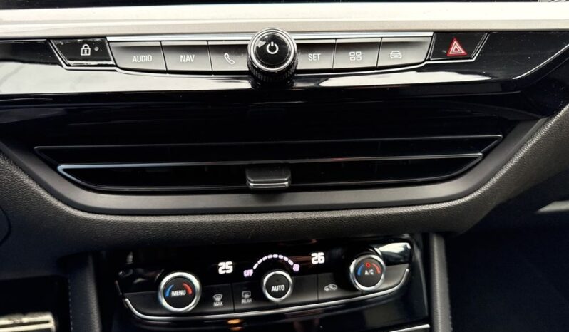 OPEL Grandland X | FWD (przód) | Automatyczna | 130 KM | Czarny full