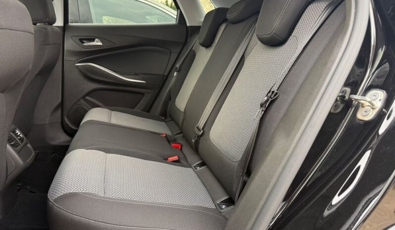 OPEL Grandland X | FWD (przód) | Automatyczna | 130 KM | Czarny full
