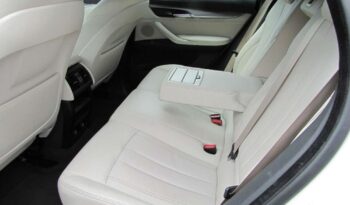 BMW X6 M | 4×4 (doł. automatycznie) | Automatyczna | 313 KM | Biały full