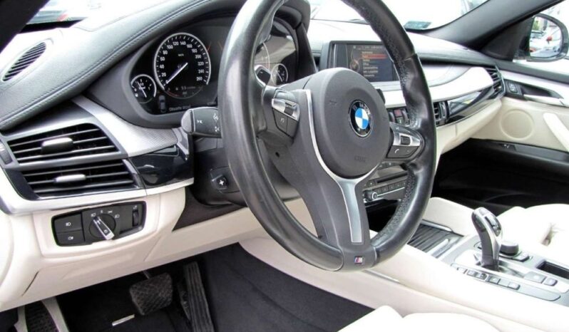 BMW X6 M | 4×4 (doł. automatycznie) | Automatyczna | 313 KM | Biały full