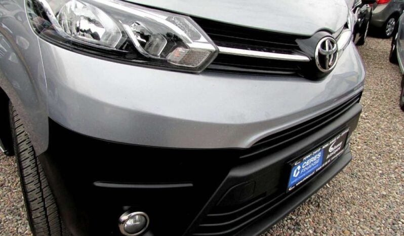 TOYOTA ProAce | FWD (przód) | Manualna | 120 KM | Srebrny full