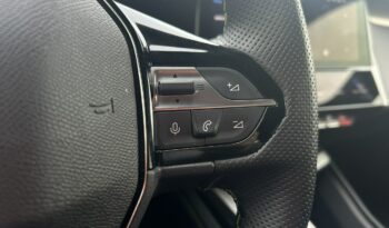 PEUGEOT 308  | przedni | Automatyczna | 130 KM | bialy full