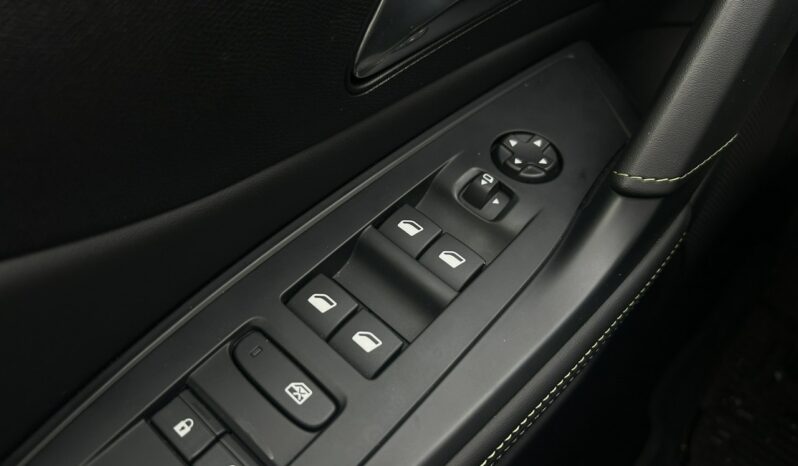 PEUGEOT 308  | przedni | Automatyczna | 130 KM | bialy full