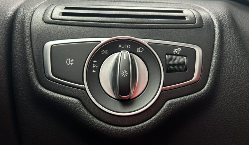 Mercedes GLC 200 | 4x4_automatyczny | Automatyczna | 163 KM | bialy full