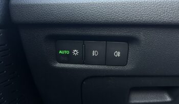 SKODA Octavia  | przedni | Manualna | 110 KM | Niebieski full